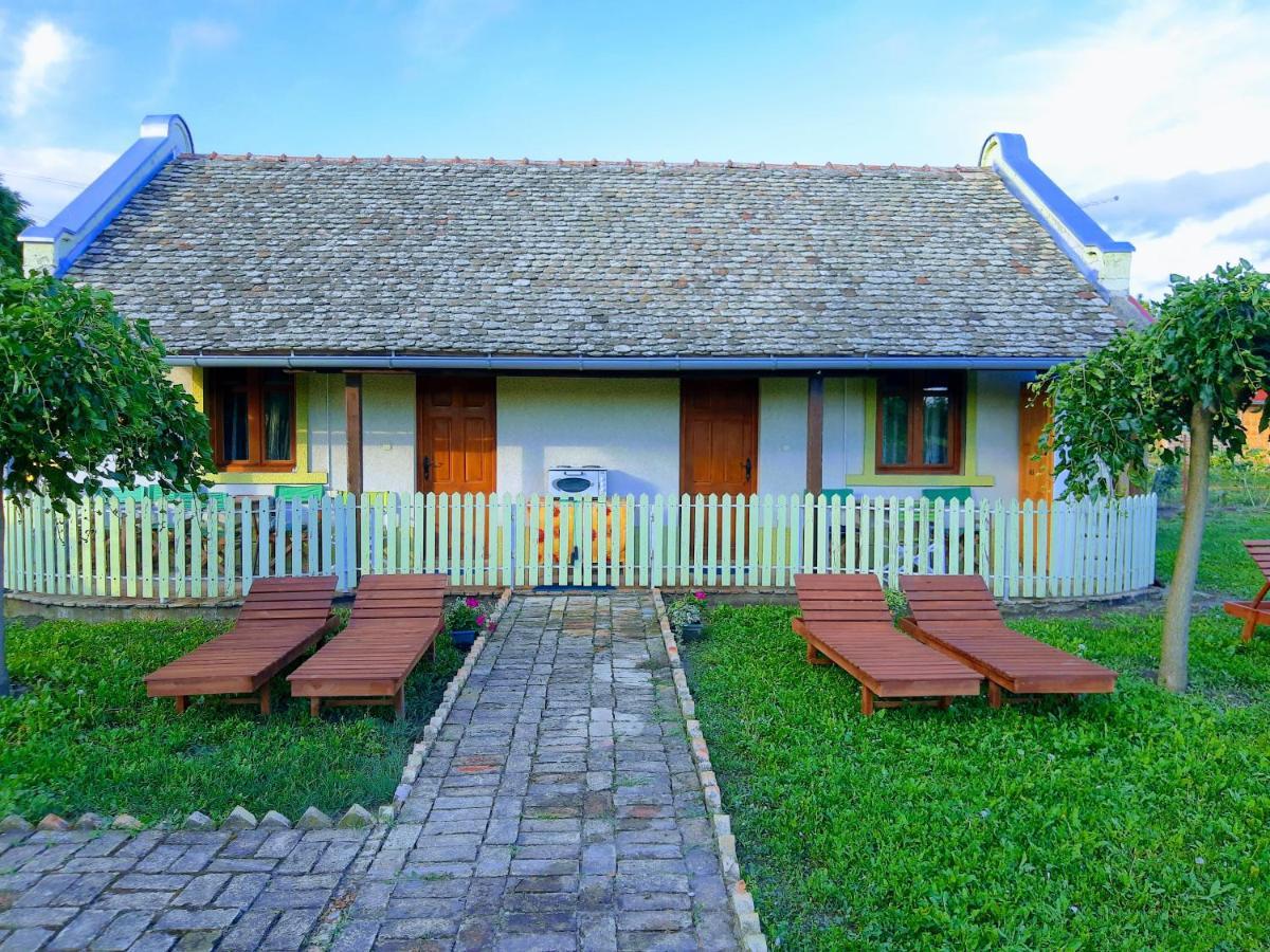 Villa Diiva Curug Eksteriør bilde