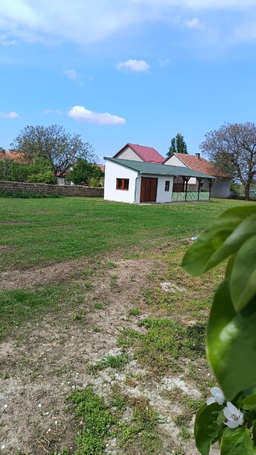 Villa Diiva Curug Eksteriør bilde